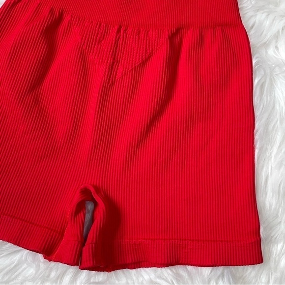 Free People Red Ribbed Elastic Shorts M/L - Picture 9 of 11